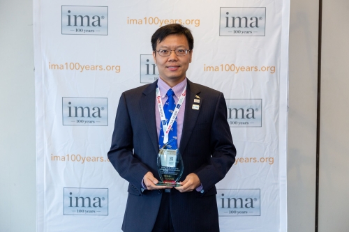 Di Wu is this year?s recipient of the R. Lee Brummet Award