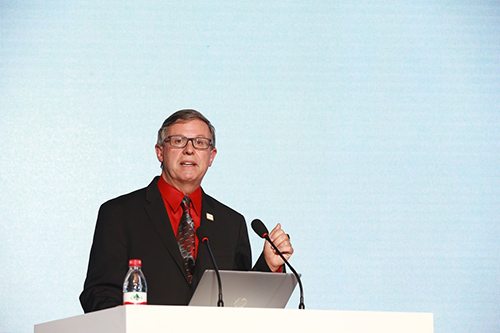 Thomson shared his views with approximately 1,000 attendees at the World Accounting Forum.